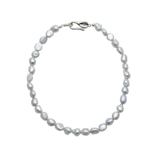 [로울] Gray potato pearl necklace
